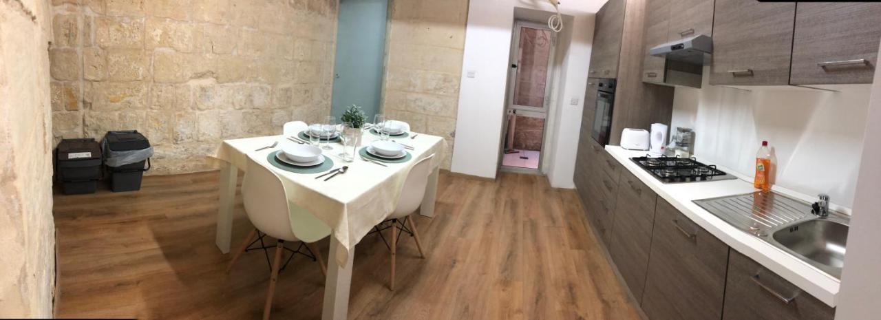 Appartement Floriana Cosy Townhouse Extérieur photo